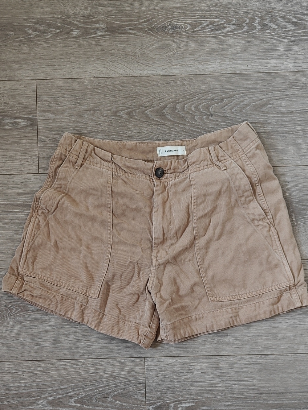 Everlane Women's Light Tan Cotton Utility Shorts